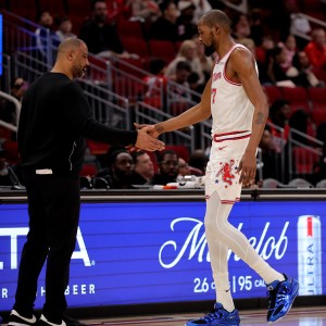 九游体育比分直播-申京17投15中&amp;阿门14助攻 乌度卡为何还是让杜兰特出场了37分钟？